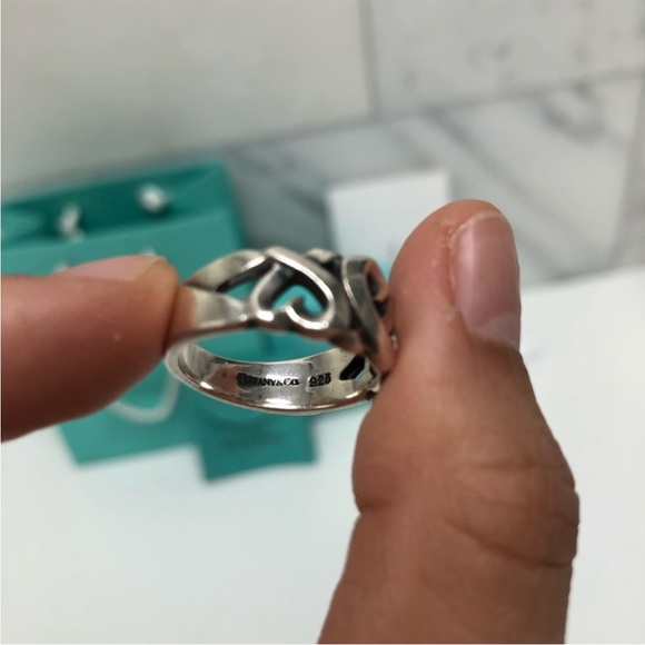 Tiffany & Co Paloma Picasso Triple Hearts Ring - Picture 11 of 11